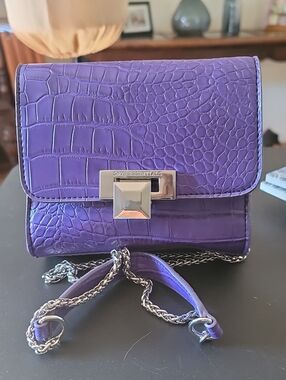 Snob Essentials Purple Croc-Embossed Chain Shoulder Bag